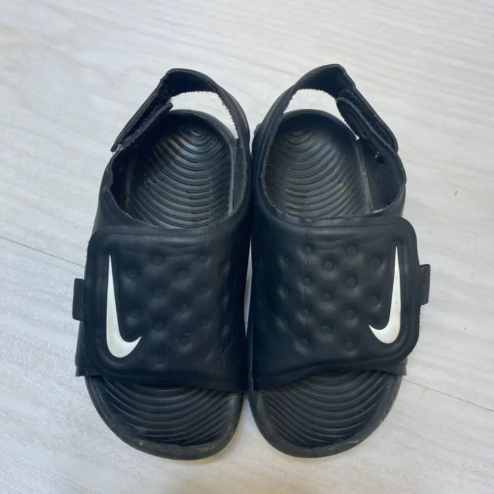 Nike Sunray Adjust 5 Sandals Kids Size 7C Black Adjustable Straps Comfort Casual